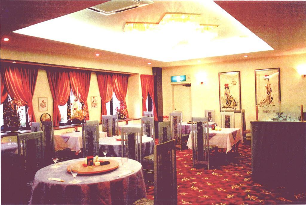 Hotel Platon Chikuma Bagian luar foto