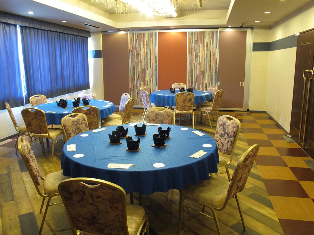Hotel Platon Chikuma Bagian luar foto