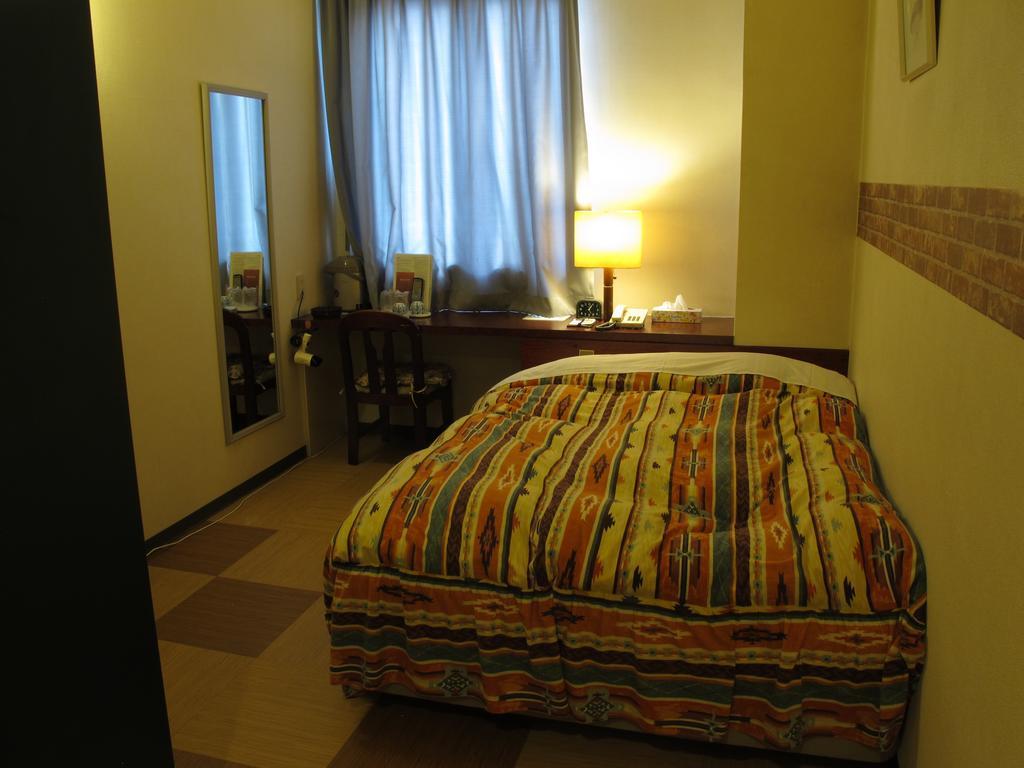 Hotel Platon Chikuma Bagian luar foto