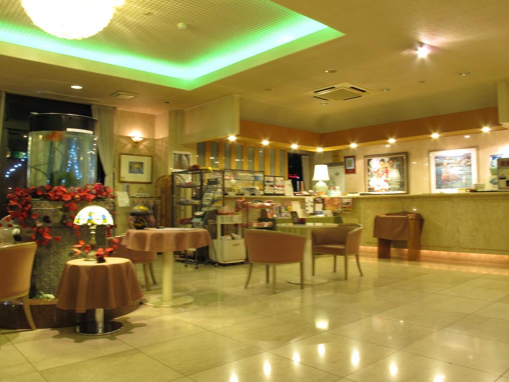 Hotel Platon Chikuma Bagian luar foto