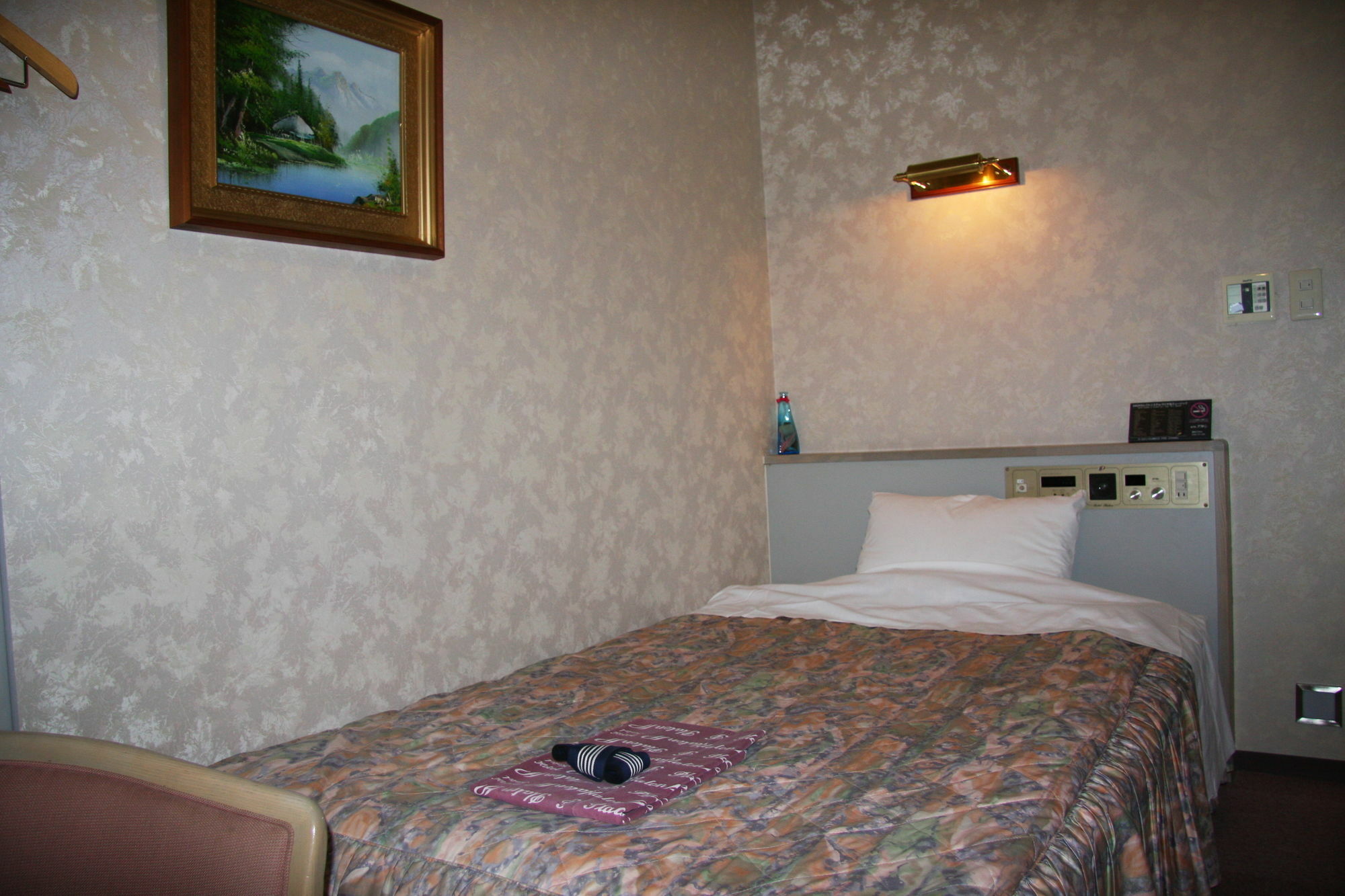 Hotel Platon Chikuma Bagian luar foto